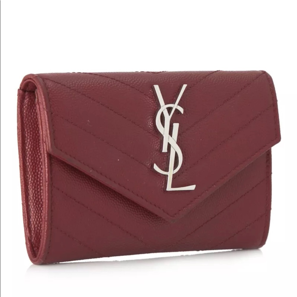 *SOLD* Saint Laurent Classic Monogramme Envelope Wallet - Picture 2 of 4
